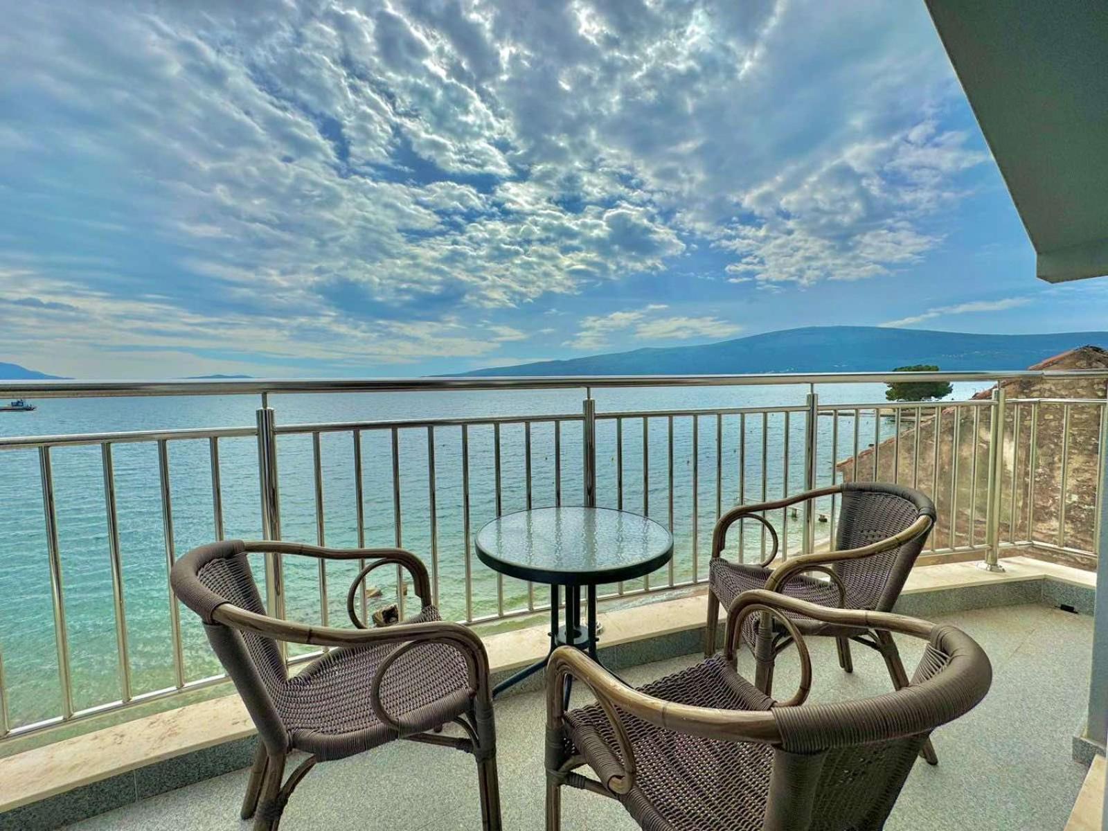 Seaside Zlokovic Апартаменти Херцег-Новий